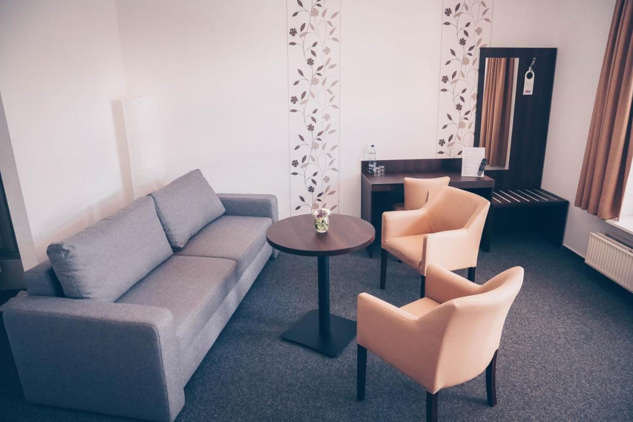 Hotel Zur Post Steimbke Екстериор снимка