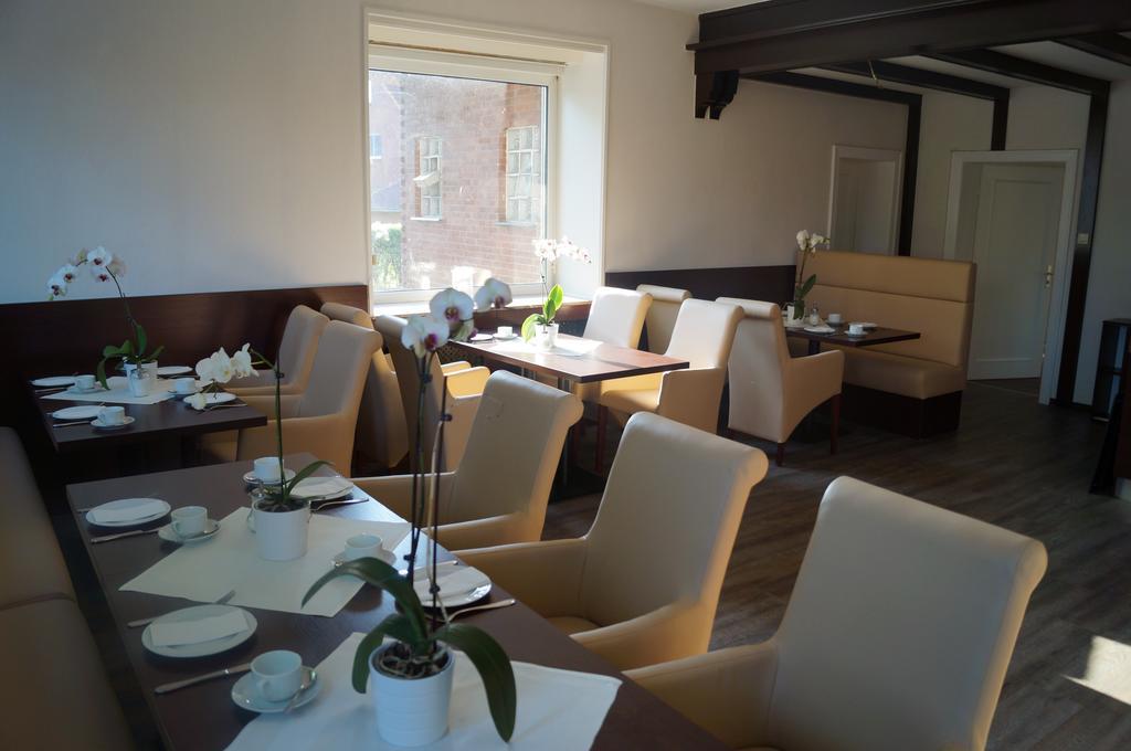 Hotel Zur Post Steimbke Екстериор снимка