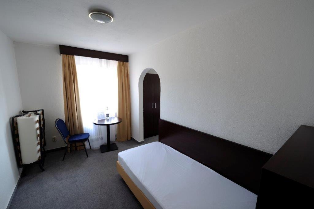 Hotel Zur Post Steimbke Екстериор снимка