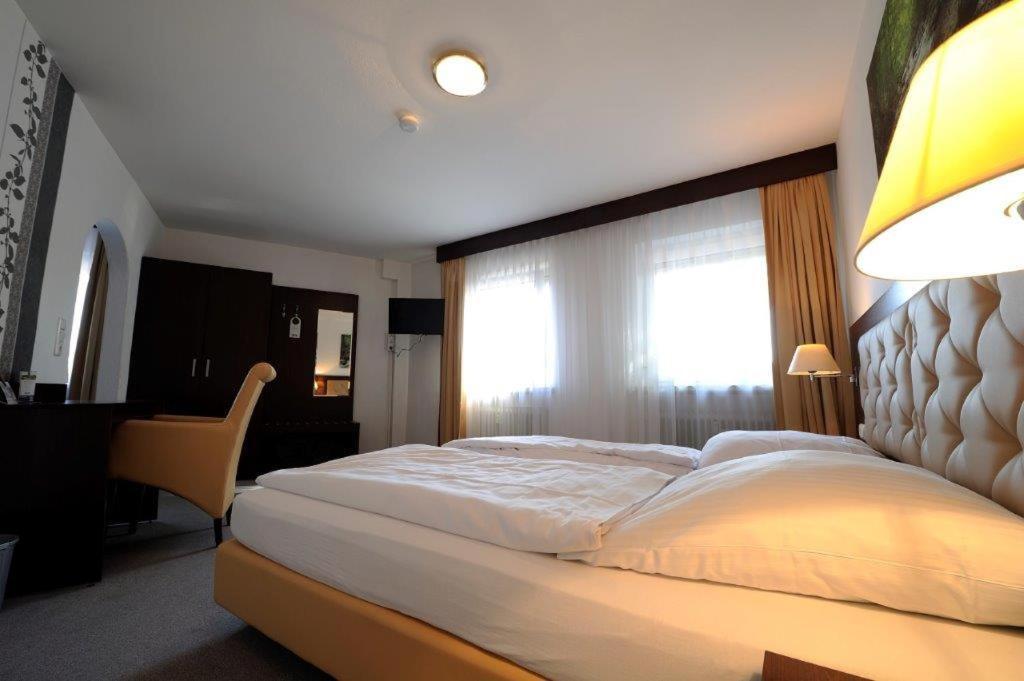 Hotel Zur Post Steimbke Екстериор снимка